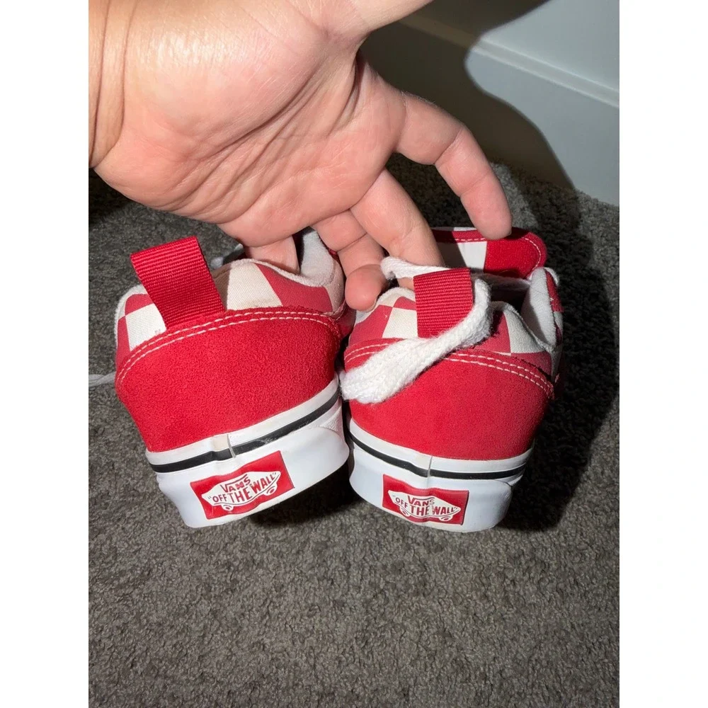 Boy vans red checkered knu Skools 4.5